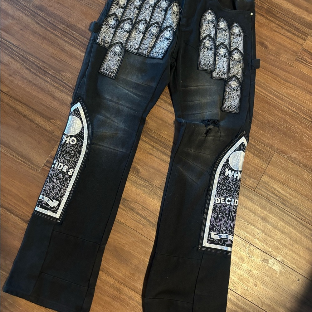 Who Decides War size 32 jeans black pair only - Picture 2 of 4